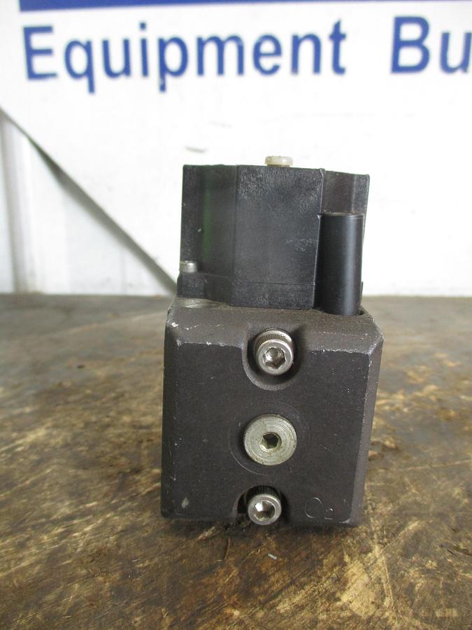 Used PARKER PEGASUS 162A SERVO VALVE