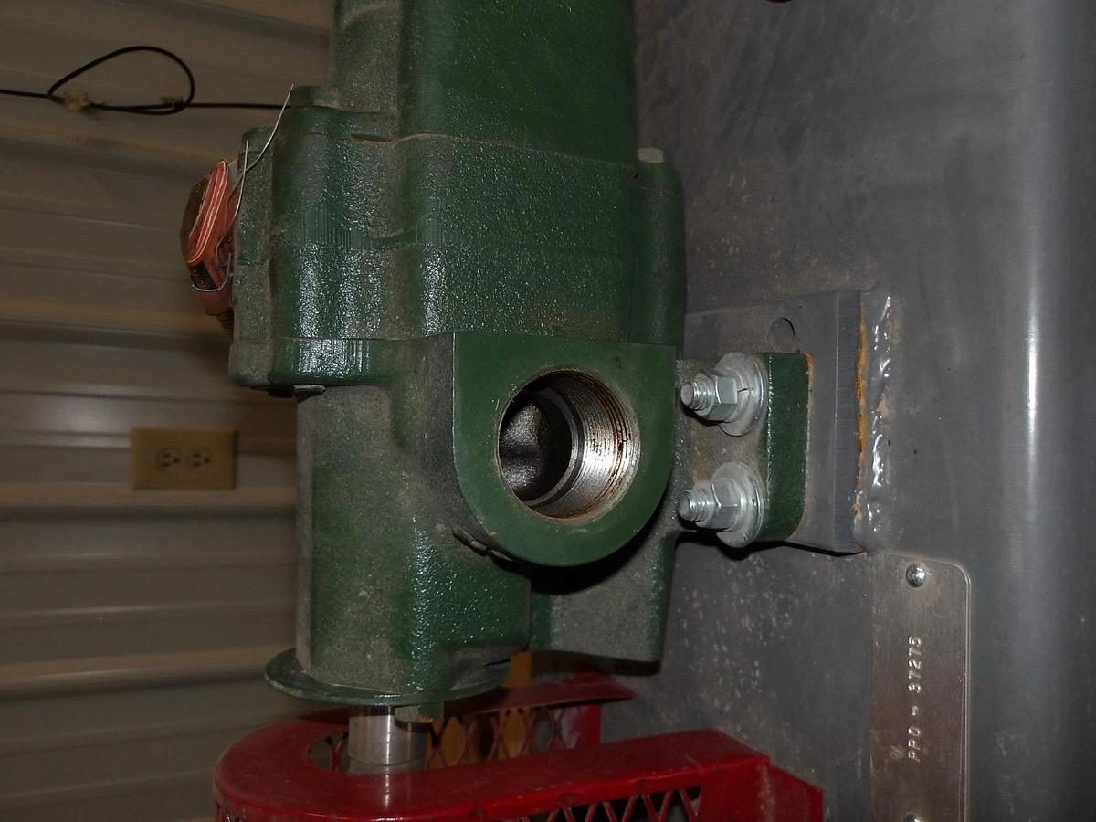Used ROPER 1-1/2" PUMP W/ 5 HP MOTOR, #11111108GJW NEW