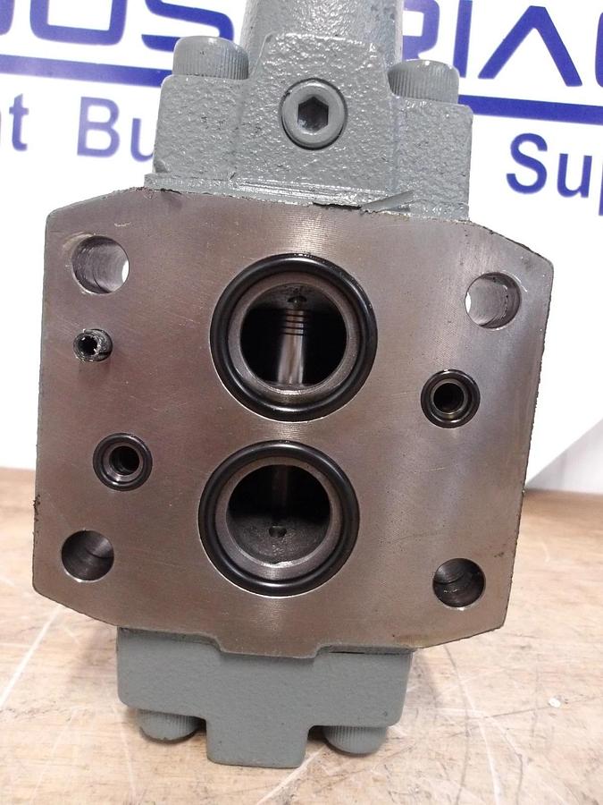 YUKEN HG-06-B4-22-1209 PRESSURE CONTROL VALVE, #5301148G NIB