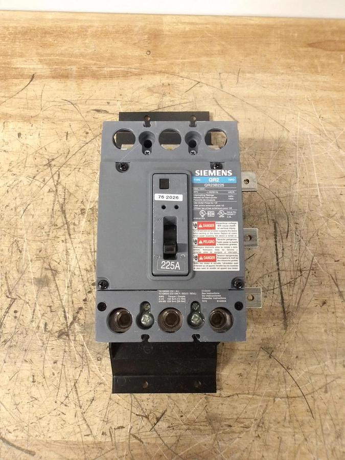 SIEMENS 225 A MAIN SUBFEED BREAKER KIT 240 V, #7171044G NIB