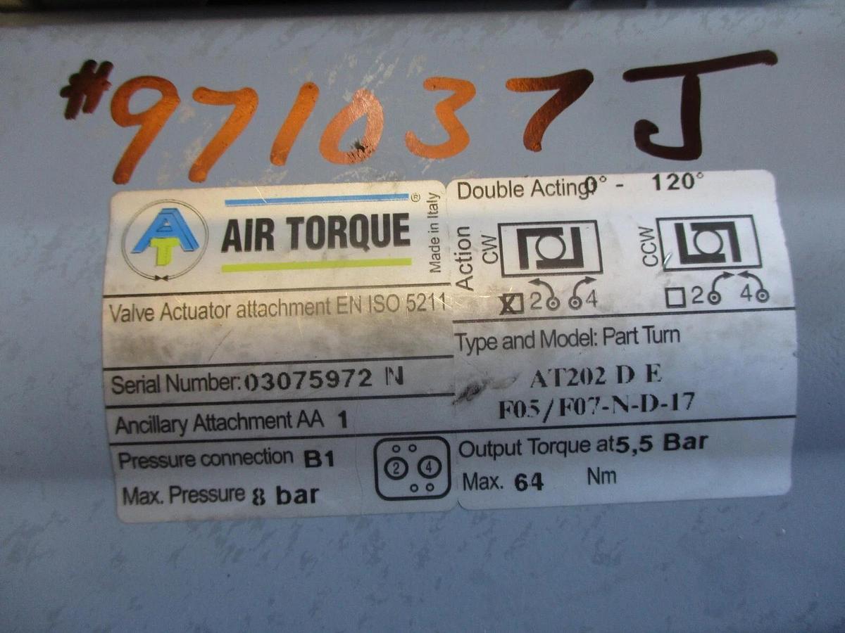 Used HYGIENIC PIGGABLE 3-WAY STAINLESS 1-1/2" DIVERTER VALVE W/ ACTUATOR, #971037J