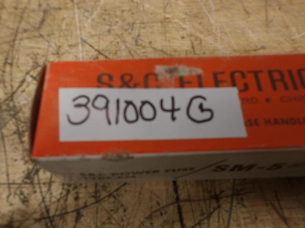 Used S&C ELECTRIC SM-5 FUSE REFILL UNIT 132250R4, #391004G NEW