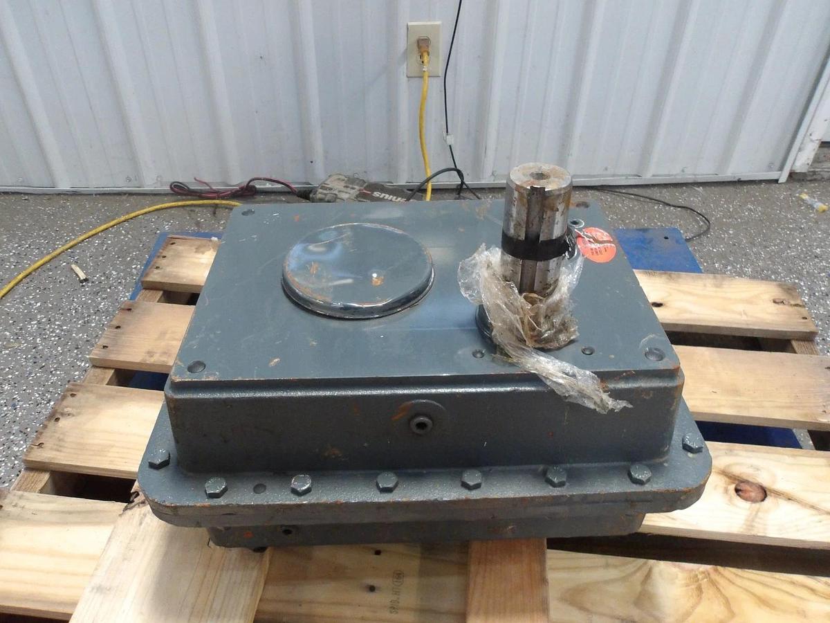 Used FALK QUADRIVE 5315-J25-A SPEED REDUCER, RATIO 25.26, #79230G NEW