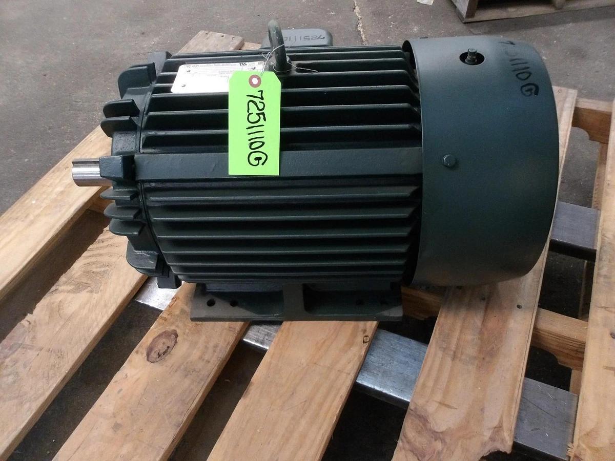Used TOSHIBA 25 HP MOTOR, FR 284TS, 230-460 V, 3620 RPM, #7251110G NEW