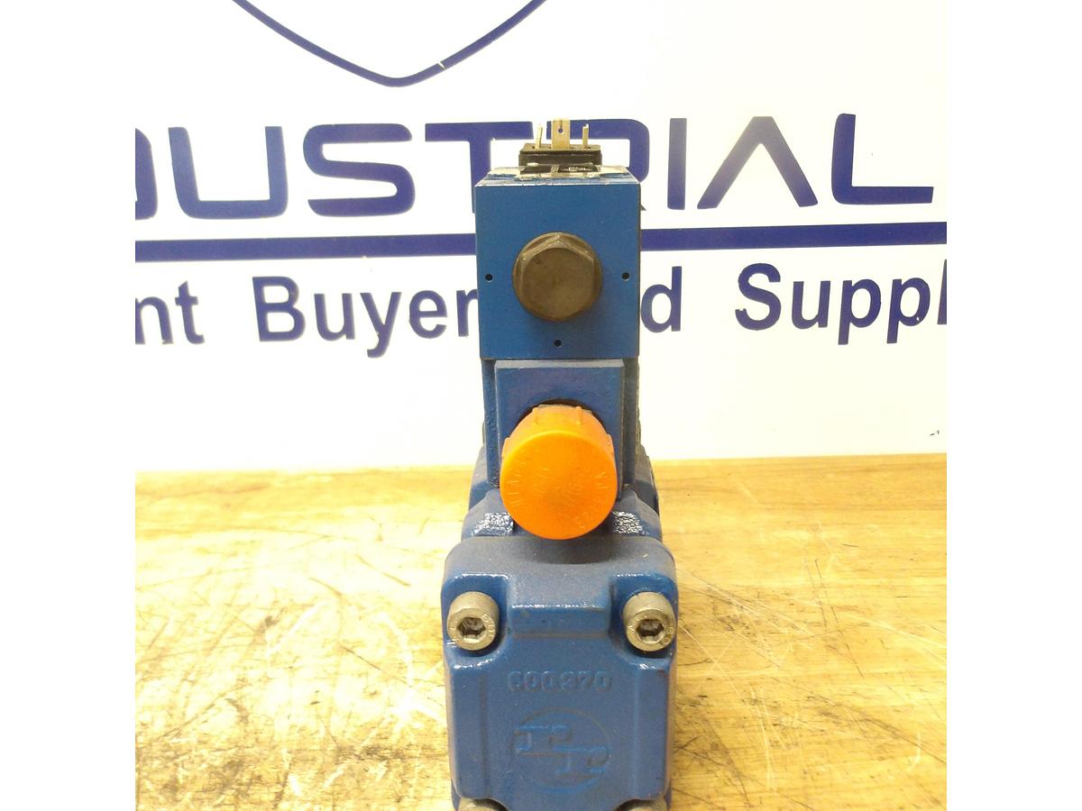 Used REXROTH 4WE-6-D62/EG24N9K4-CSA DIRECTIONAL VALVE