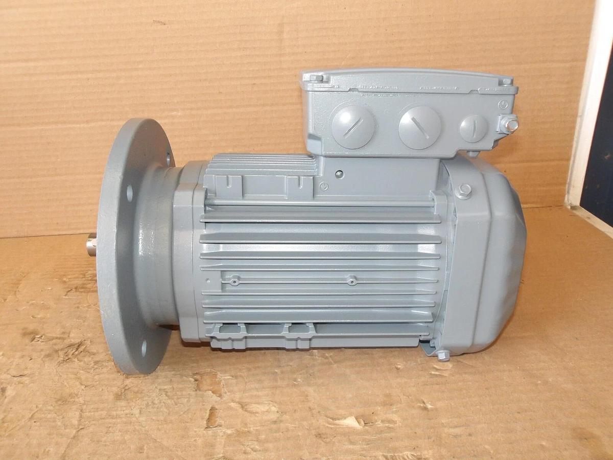 Used SEW EDRN80 EURODRIVE-DRIVE MOTOR, #820240G NEW