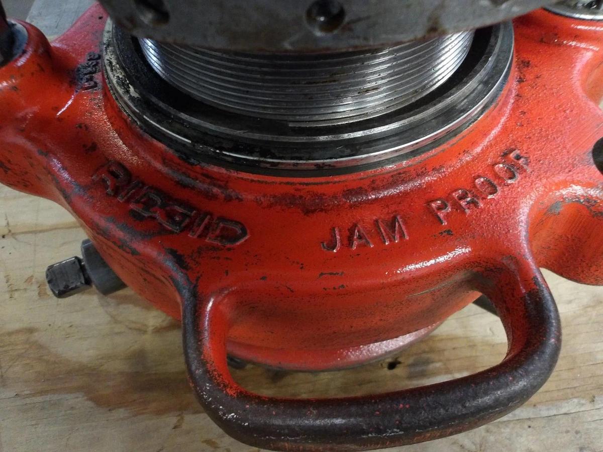 Used RIDGID 2-1/2" - 4" PIPE THREADER (NO TAG) #99133G USED