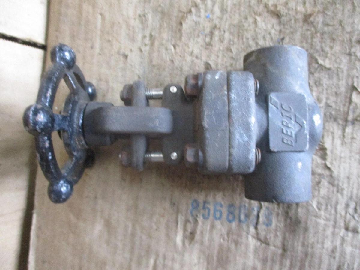 Used BERIC 3/4" IRON GATE VALVE (THREADED) #78306J NEW