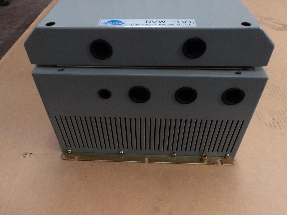 Used DAE YOUNG DVW-LV1 ULTRASONIC WELDER POWER SUPPLY 220 V, 250 A, #66850G USED