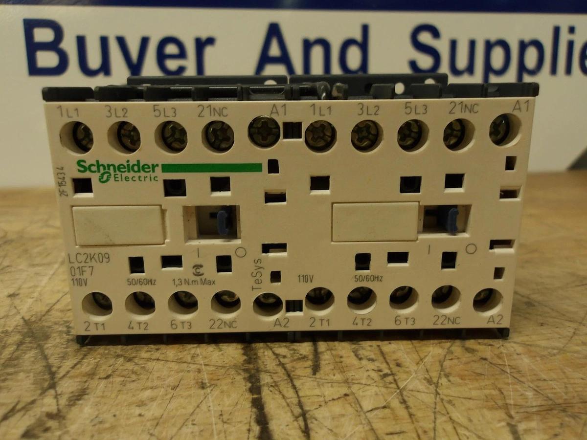 Used SCHNEIDER ELECTRIC LC2K09 REVERSING CONTACTOR 110 V, #41151G USED