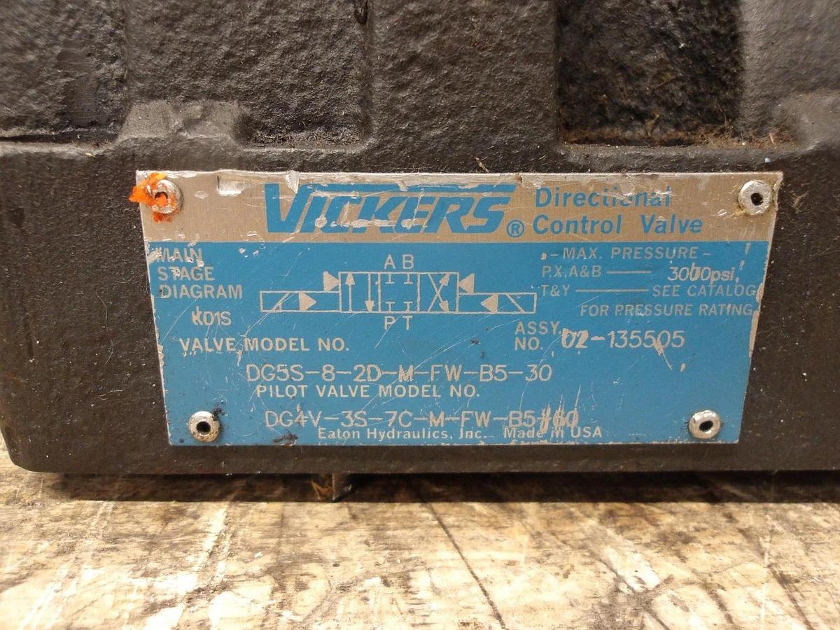 Used VICKERS DG4V-3S-7C-M-FW-B5-60 DIRECTIONAL VALVE, #821949G USED