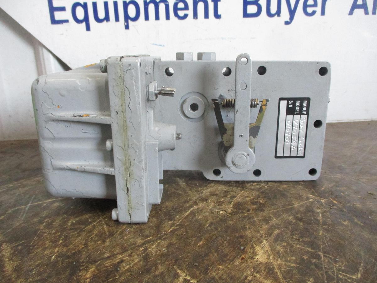 Used SAUER DANFOSS V7058A SERVO VALVE ASSEMBLY