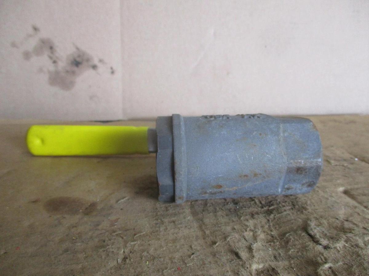 Used APOLLO 1" STEEL BALL VALVE, #681041J NEW