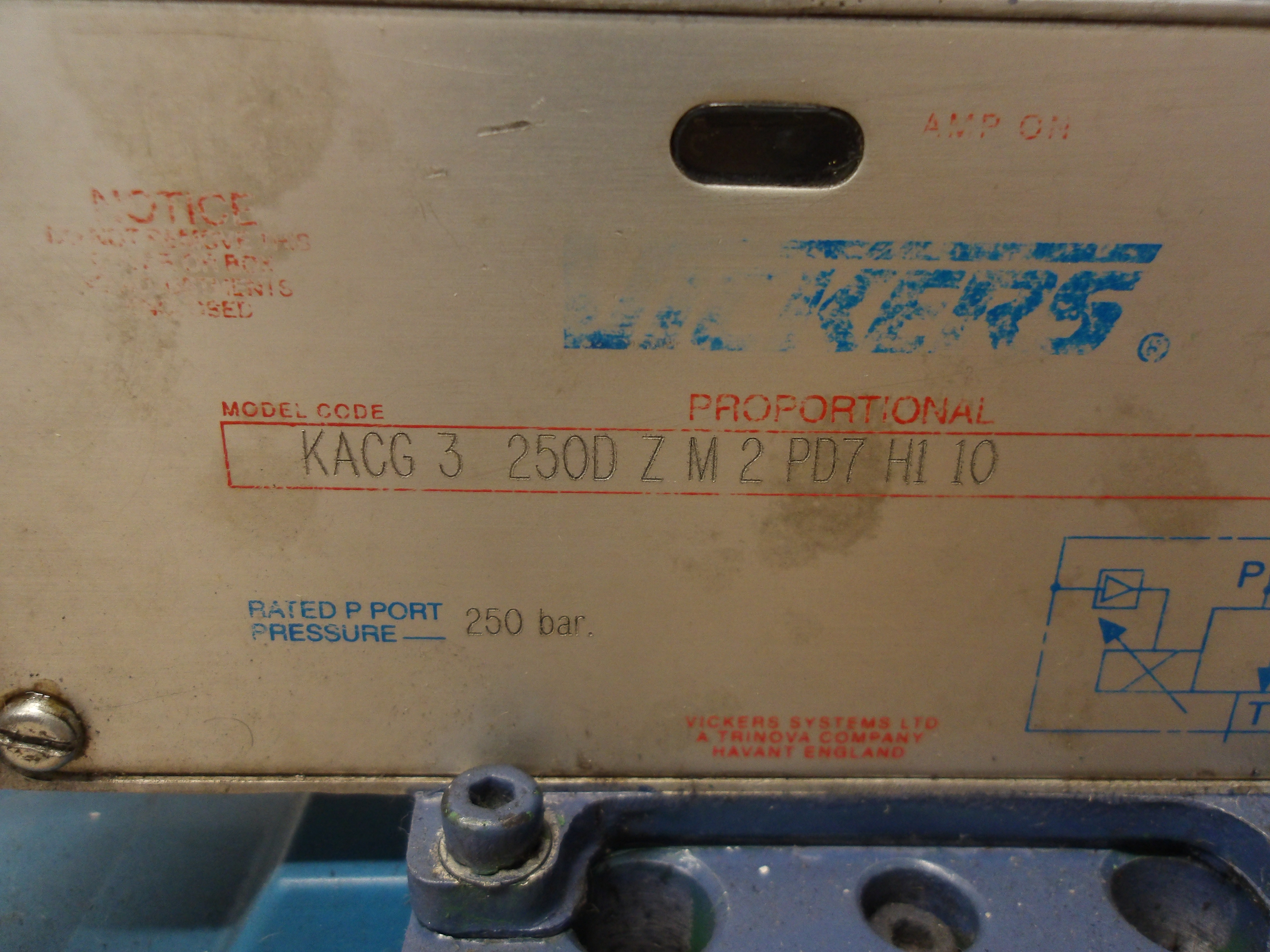 Used VICKERS KACG3250DZM2PD714110 PROPORTIONAL VALVE