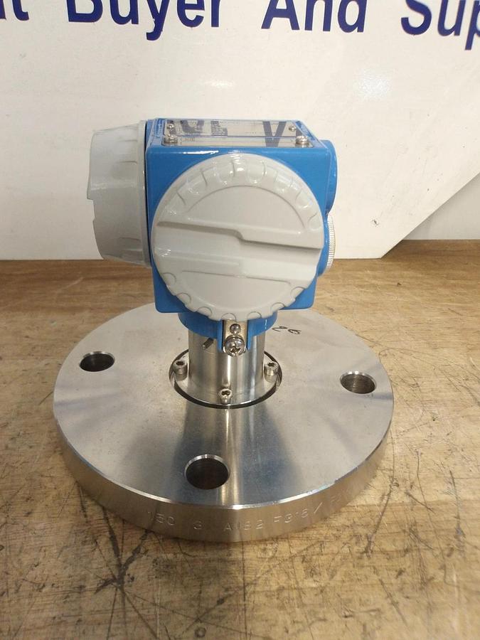 ENDRESS HAUSER CERABAR LEVEL TRANSMITTER PMC731, 2" FLANGED, #829942G NIB