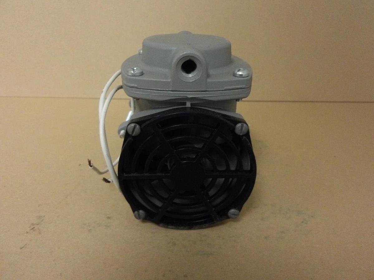 Used THOMAS POWER AIR 107CAB11TFEL OIL-LESS AIR COMPRESSORE, #412310G NEW