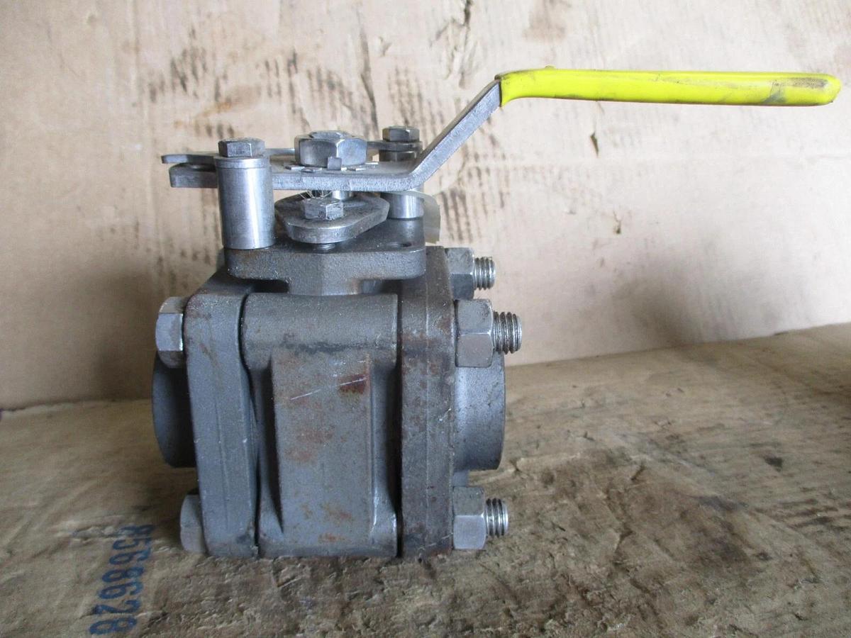 Used APOLLO 1-1/2" STEEL BALL VALVE 83A-147-01, #751027J NEW