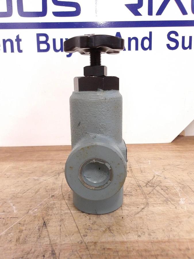Used NACHI FR-T06-10 THROTTLE VALVE, #620318G NEW