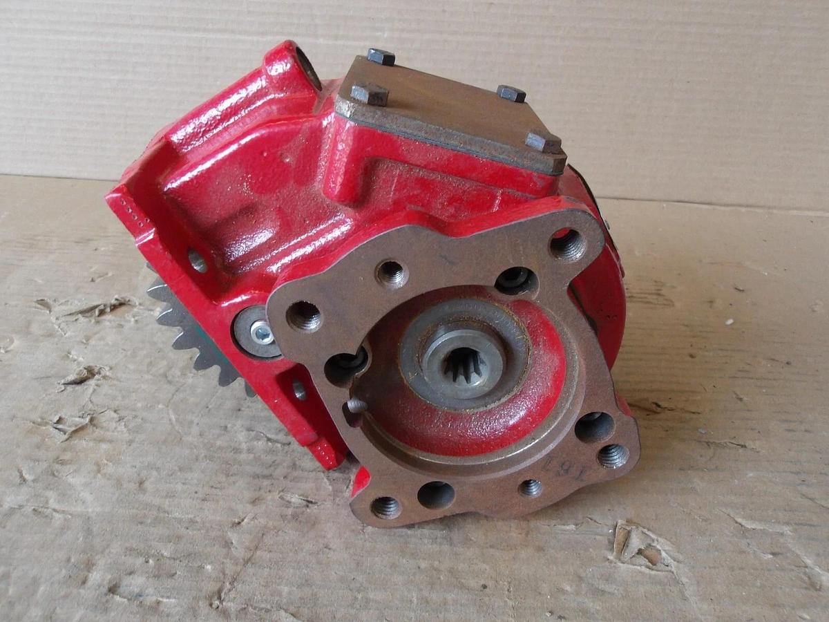 Used PARKER CHELSEA 221ZCAKP-M4XE PTO GEAR BOX, #861048G NEW