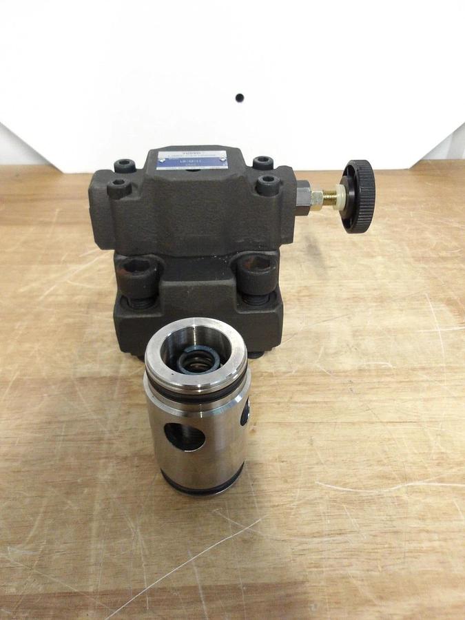 Used YUKEN LB-32-11 RELIEF LOGIC VALVE, #341048G NEW