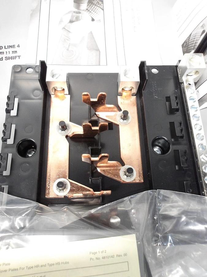 Used SIEMENS 125 AMP OUTDOOR LOAD CENTER, 120-240 V, #512219G NEW