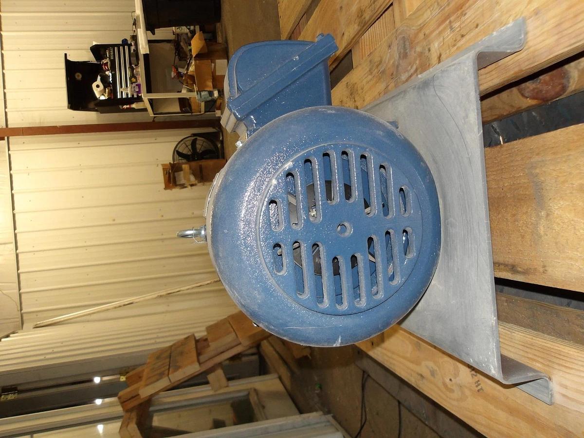 Used ROPER 1-1/2" PUMP W/ 5 HP MOTOR, #111948GJW NEW