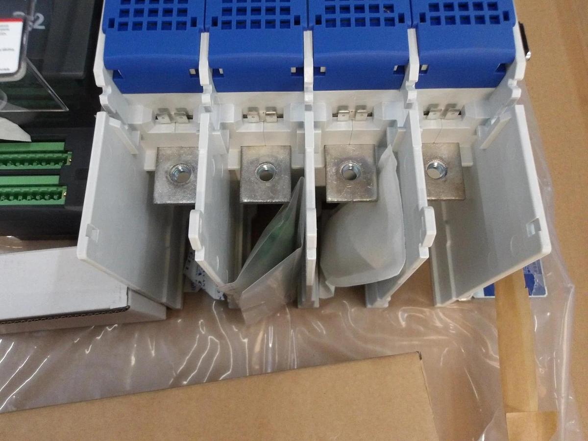 RUSSELECTRIC RTSCD TRANSFER SWITC R6A04040, 400 AMP, #1221015G NIB