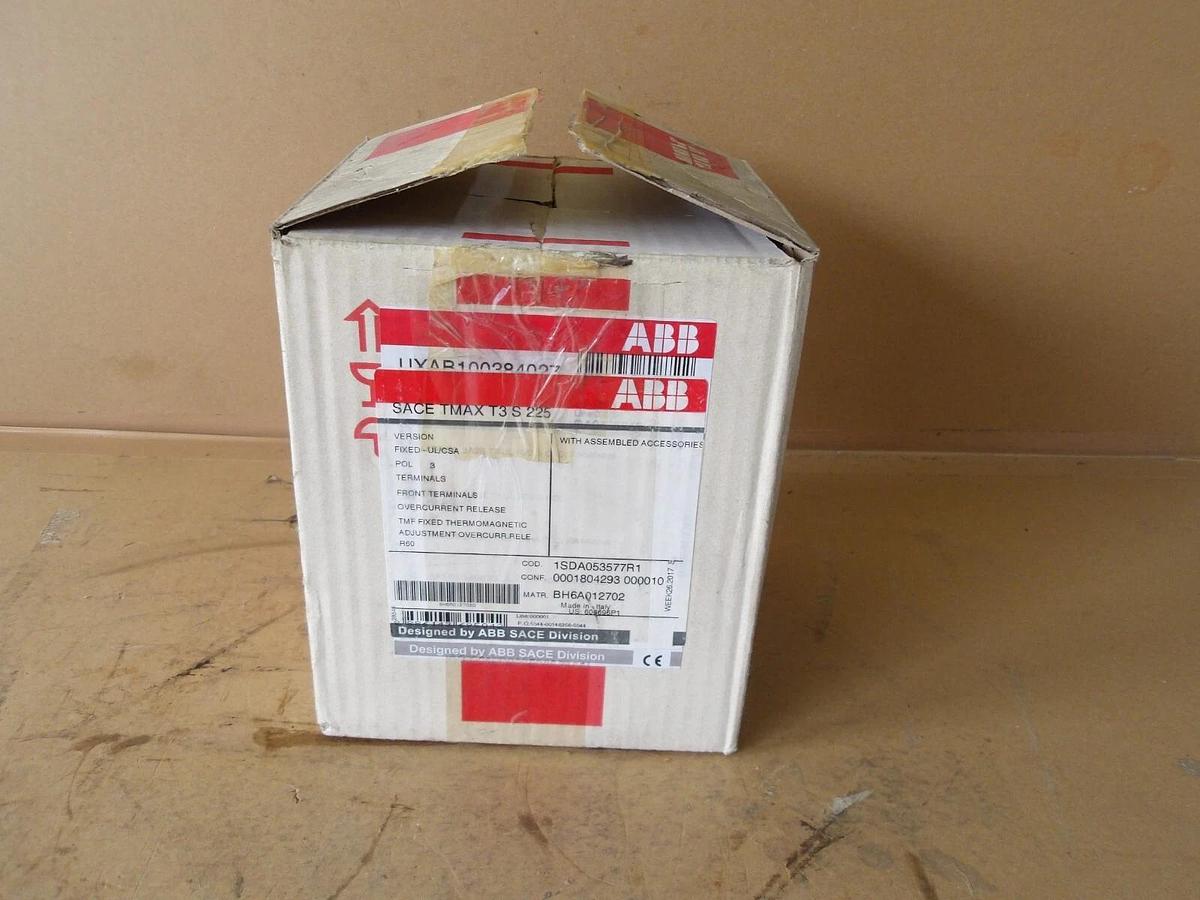 Used ABB SACE TMAX CIRCUIT BREAKER, #619320G NEW