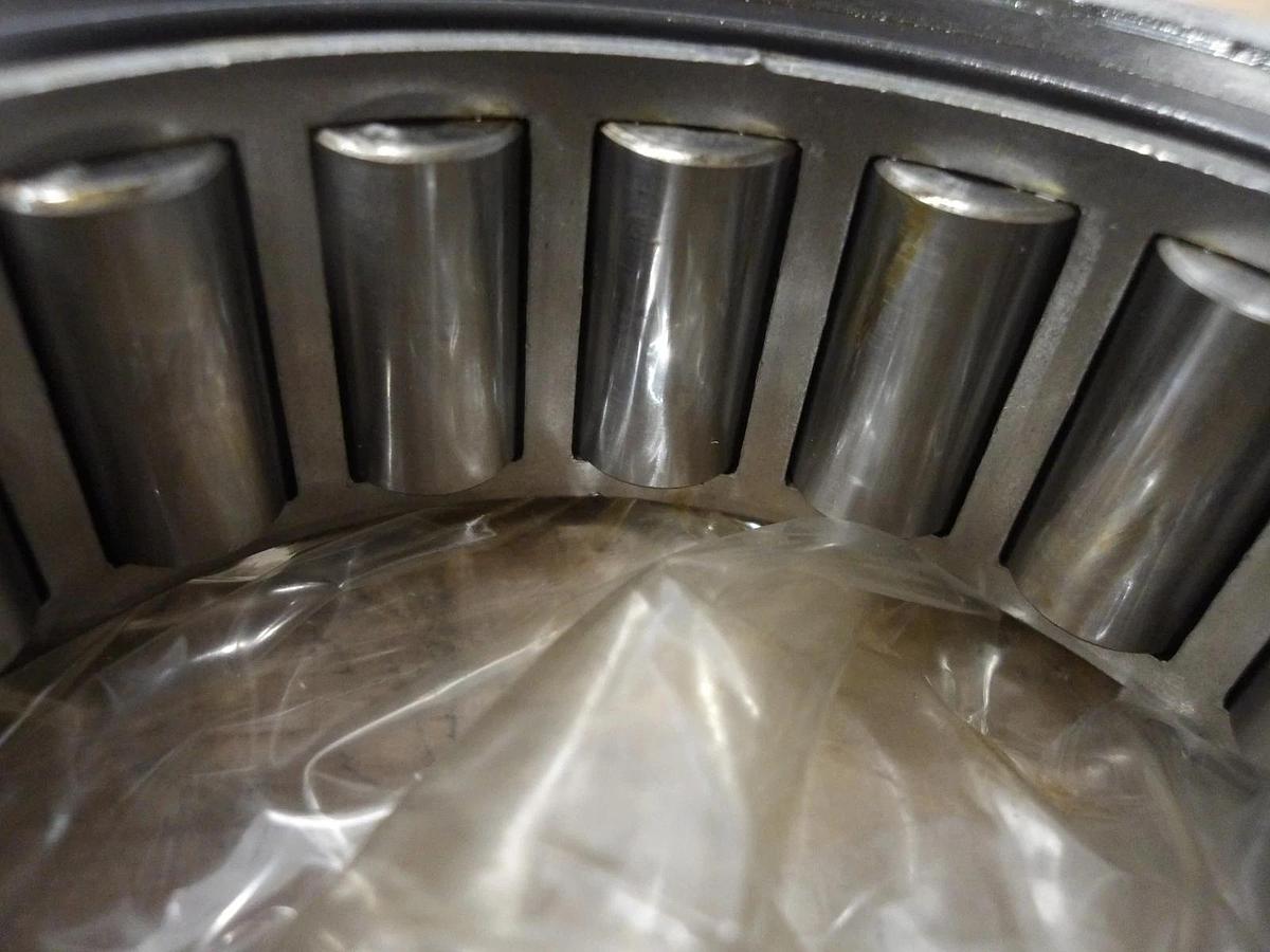 REXNORD 00082646/M5213TV LINKBELT CYLINDRICAL BEARING, #8121030G NIB