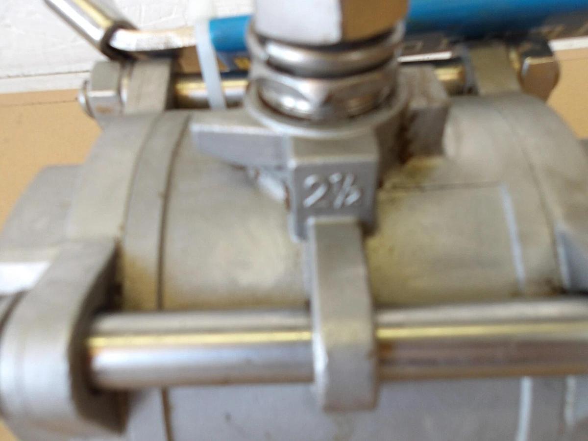 Used BONONI 2-1/2" S/S BALL VALVE, #671230G NEW