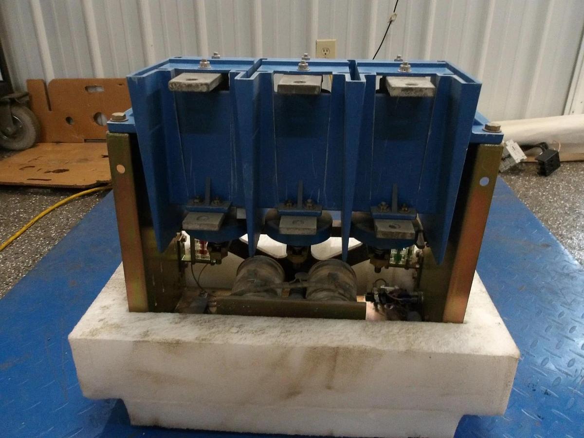 Used JENNINGS 30 VACUUM CONTACTOR BD173-2310-00, #361133G NEW