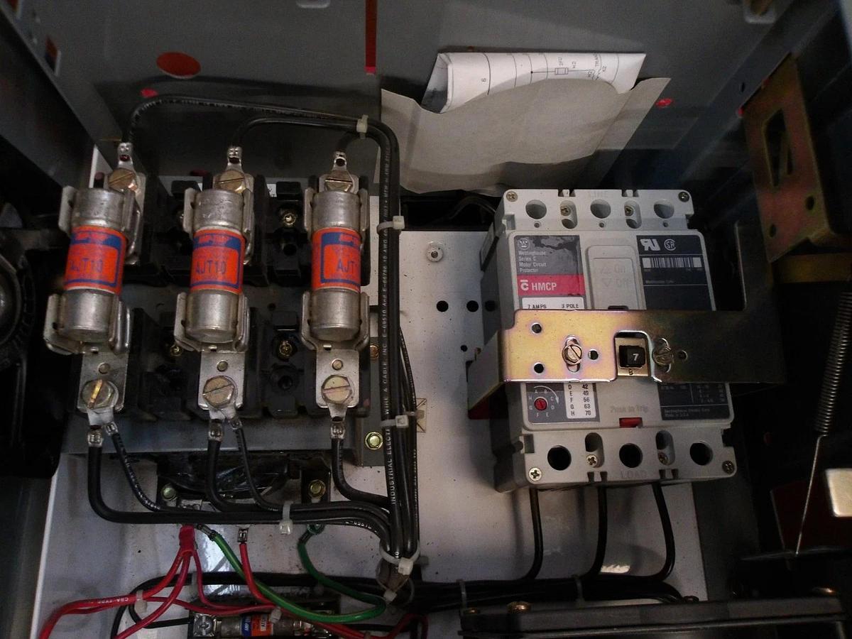 Used ALLEN BRADLEY 1336F CENTERLINE BUCKET W/ 3 HP DRIVE, #10301148G USED