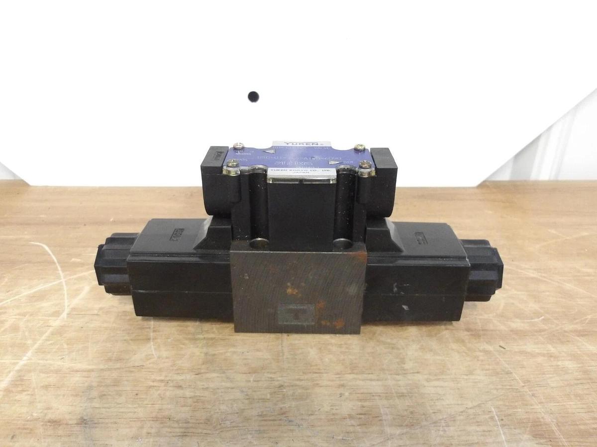 Used YUKEN DSG-01-3C4-A100-6090 DIRECTIONAL HYDRAULIC VALVE, #2281225G NEW