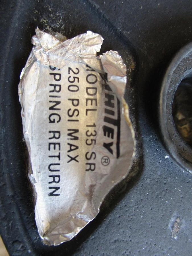 Used WHITEY 1" STAINLESS BALL CONTROL VALVE, #917306J NEW (WEATHERED)