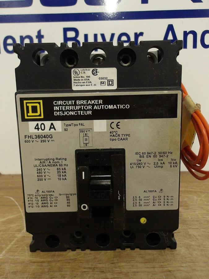 SQUARE D FHL36040G 40 AMP BREAKER, #2261009G NIB