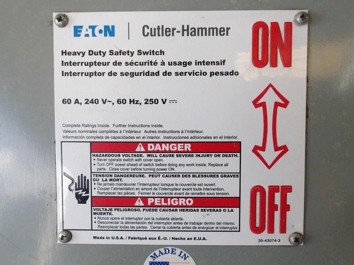 Used EATON CUTLER HAMMER 60 AMP SAFETY SWITCH DH322FRK, #620305G USED