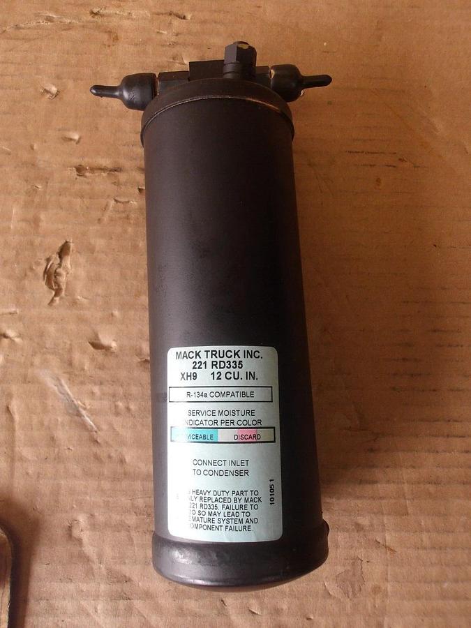 Used MACK TRUCKS 221-RD335 DRIER RECIEVER CANISTER, #722245G NEW