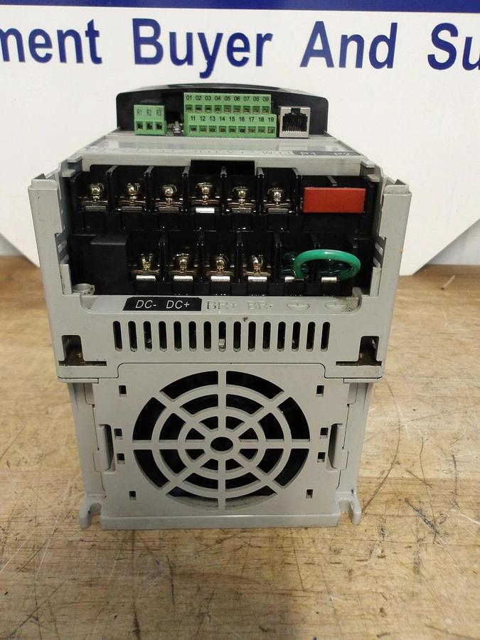Used ALLEN BRADLEY 22B-D012N104 POWERFLEX 40 DRIVE, 7.5 HP, # USED