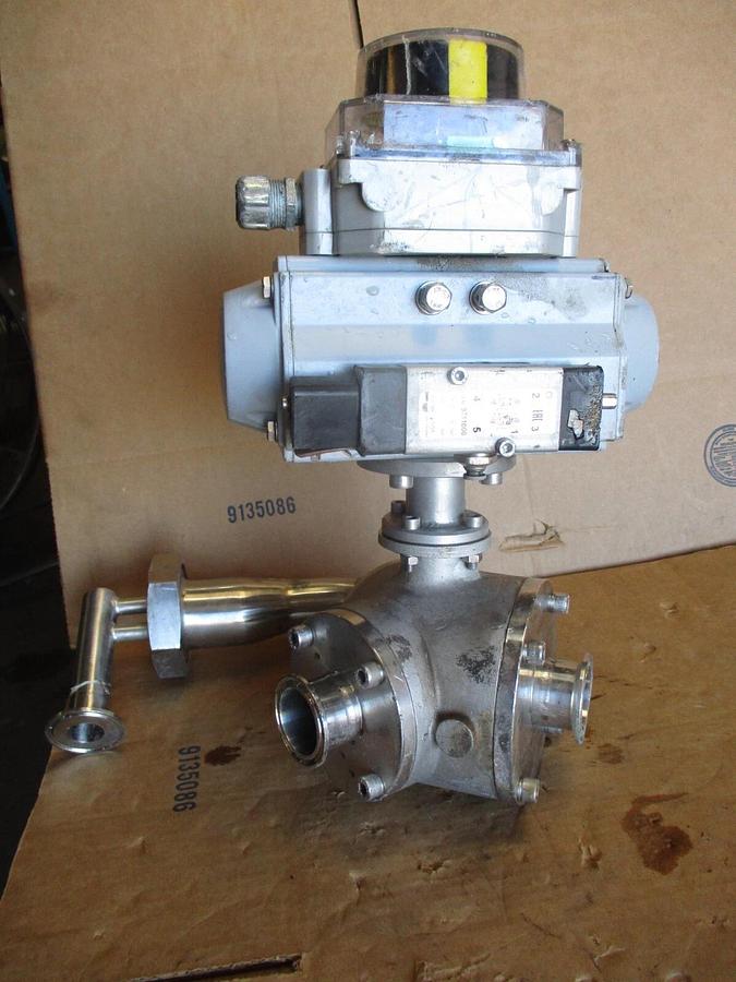 Used HYGIENIC PIGGABLE 3-WAY STAINLESS 1-1/2" DIVERTER VALVE W/ ACTUATOR, #971034J