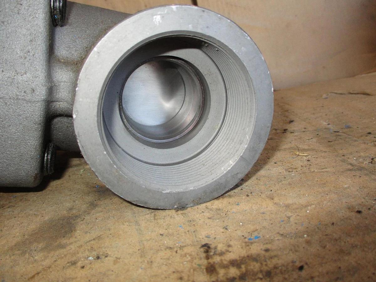 Used SMP 2" STEEL GATE VALVE, #75903J NEW