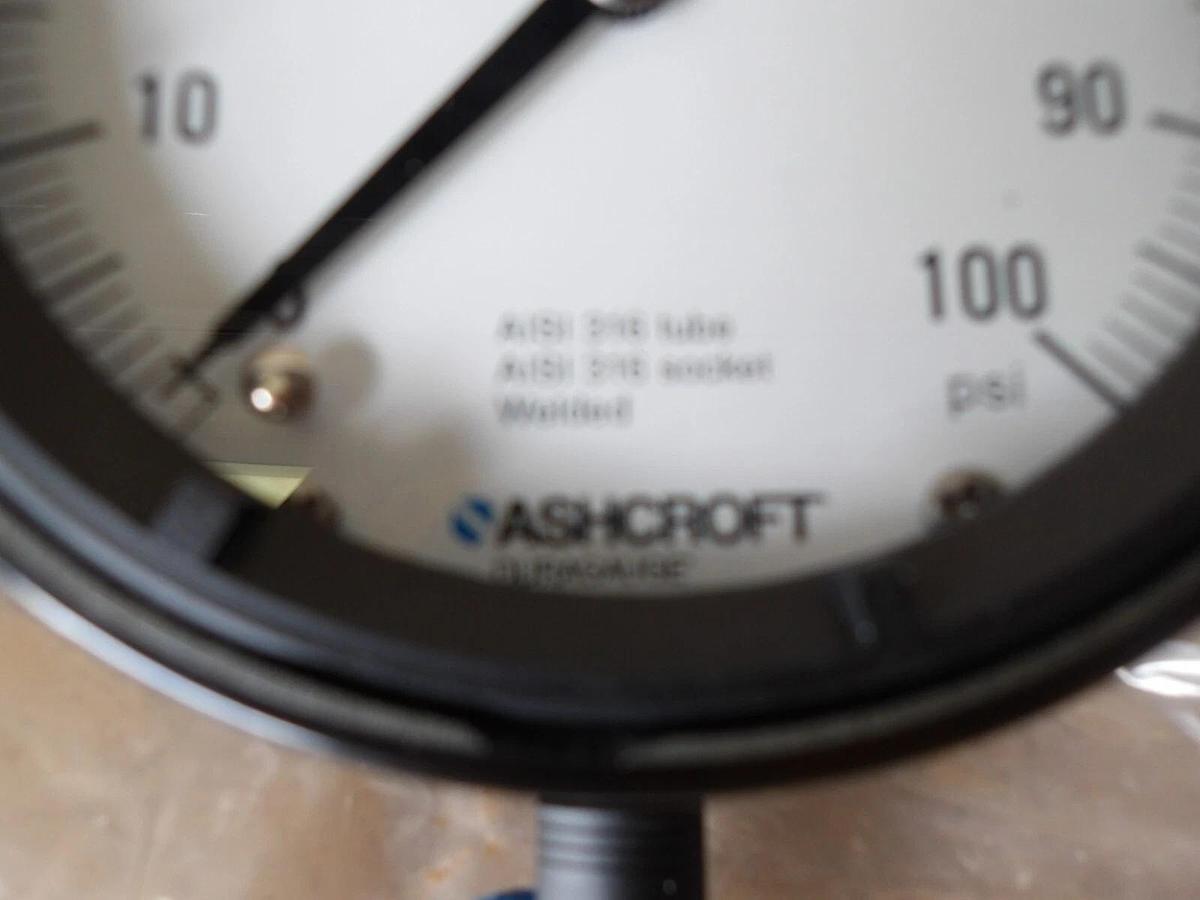 Used ASHCROFT 4" PRESSURE GAUGE, #6171115G NEW