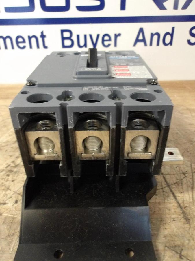 SIEMENS 225 A MAIN SUBFEED BREAKER KIT 240 V, #7171106G NIB