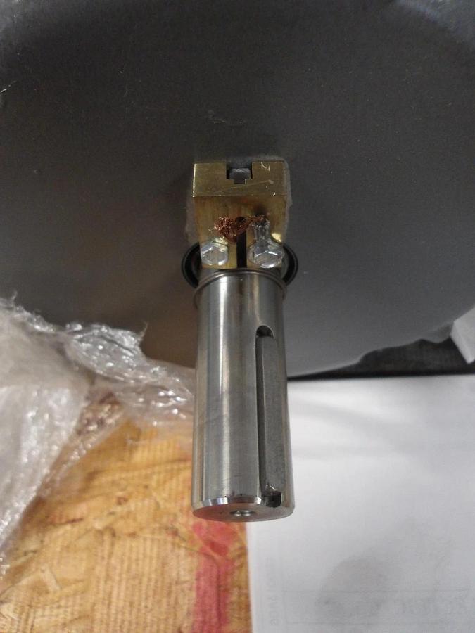 BALDOR RELIANCE .75/.33/.55 HP MOTOR, 208/200 V, 145T FR, #65953G NIB