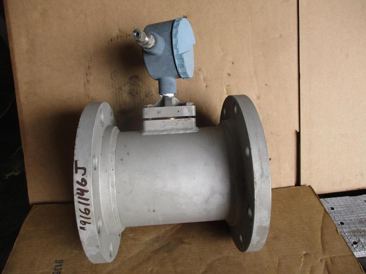 Used FOXBORO? STAINLESS 6" FLOW METER, #9161146J NEW (WEATHERED)