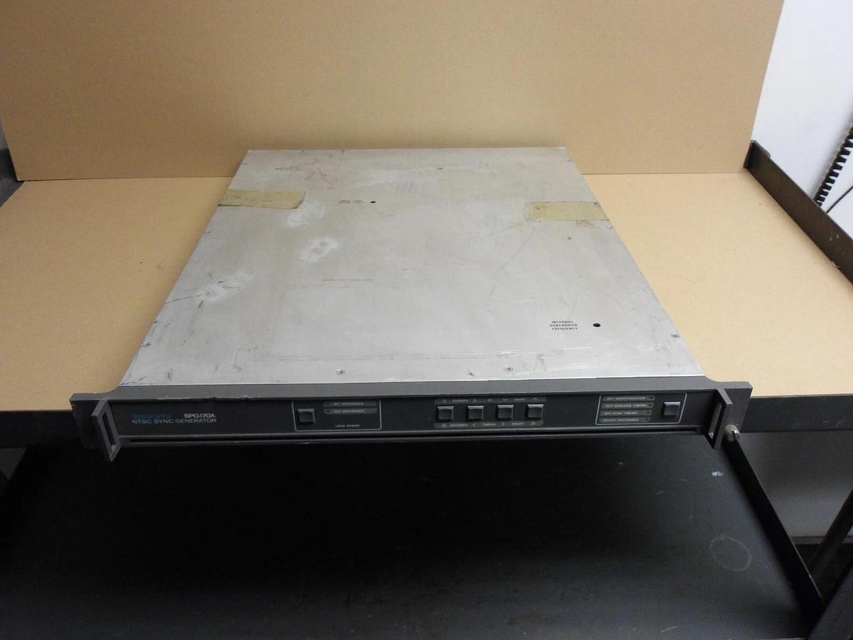 Used TEK TRONIX SPG-170A SYNC GENERATOR, #4241050G PARTS ONLY