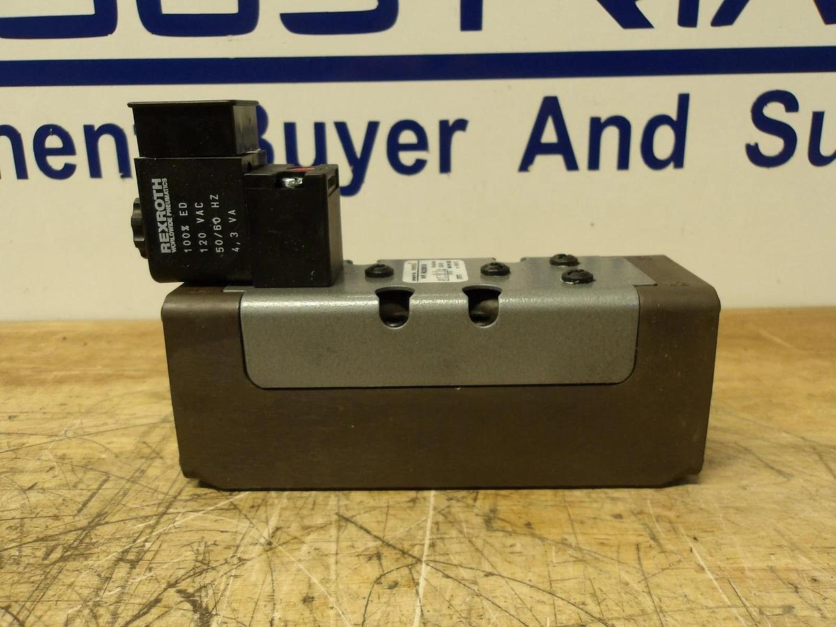AVENTICS R432006124 PNEUMATIC DIRECTIONAL VALVE, #56921G NIB