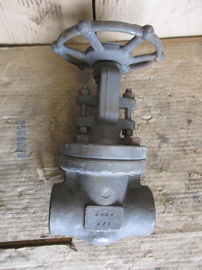 Used BONNEY FORGE 1-1/2" IRON GATE VALVE (SOCKET WELD) #781252J NEW