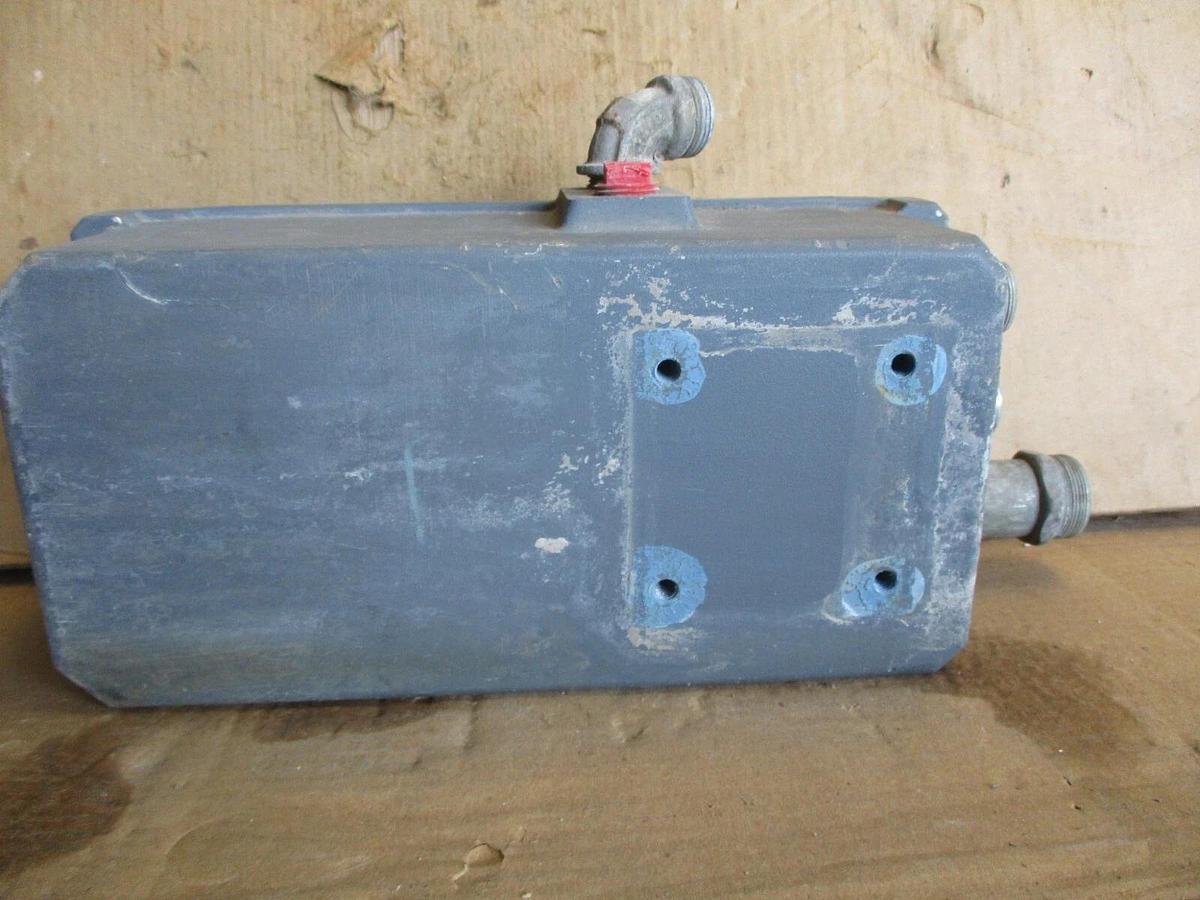 Used FOXBORO IMT20 MAGNETIC FLOW TRANSMITTER, #711011J USED