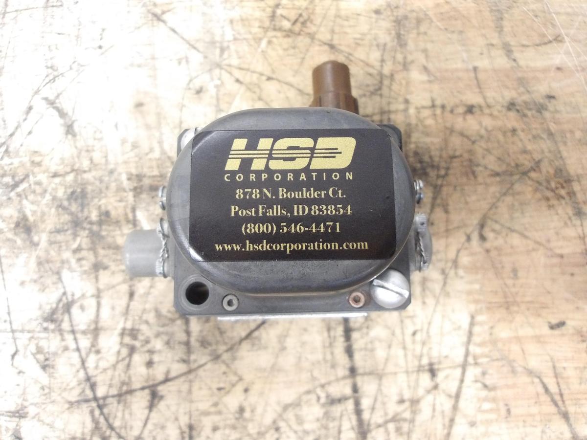 Used MOOG 21-123A/010-25927 SERVO VALVE