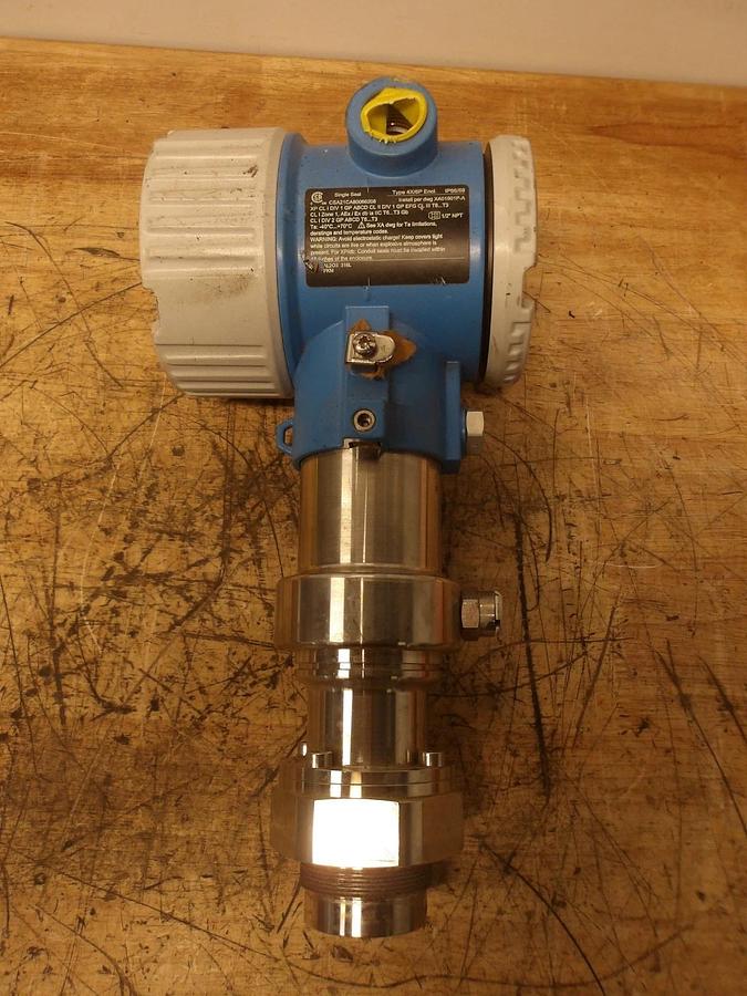 Used ENDRESS-HAUSER CERABAR PMC71B PRESSURE TRANSMITTER, #428250G NEW
